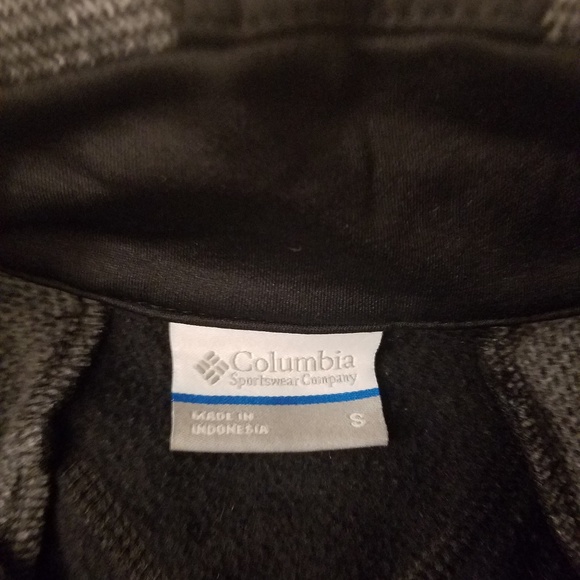 Columbia Quarter Zip - Picture 1 of 2